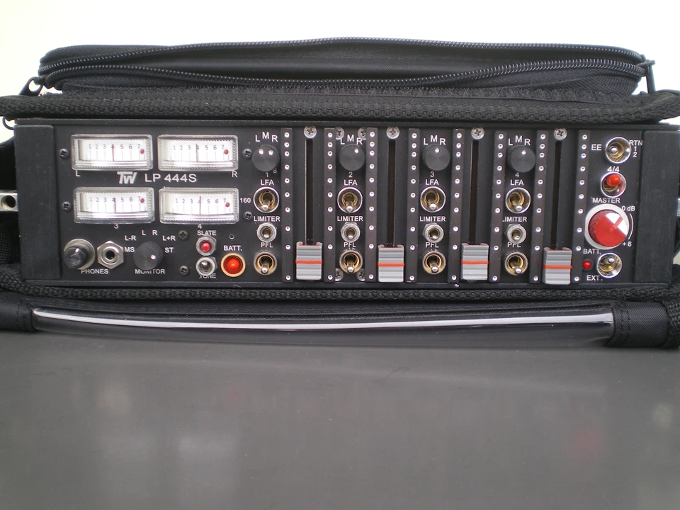 TW-LP444S  4in/4 After-Fader Out  4in/4 Pre-Fader Out  Portable ENG  Audio Mixer - Image 2 of 4