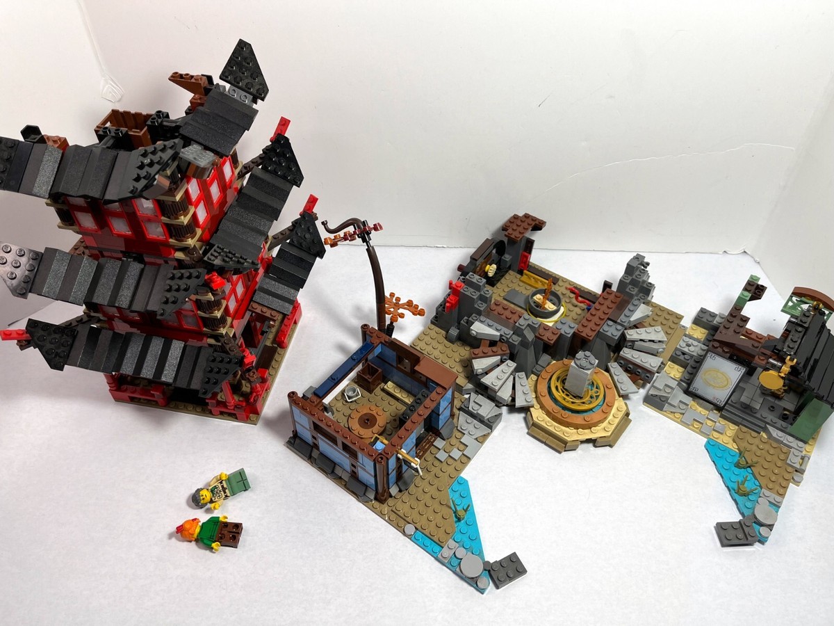 LEGO Ninjago: Temple of Airjitzu 70751 (2015) - Partial. See