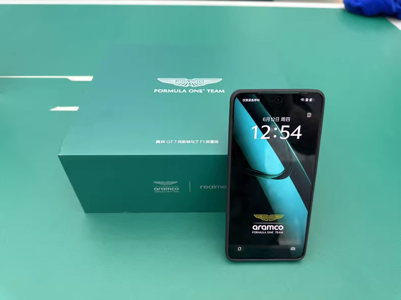 realme GT7 アストン　マーチン　スマートフォン 本体 24GB/1TB Smartphone 5G Realme GT7 Aston Martin F1 Limited Edtion 24GB
