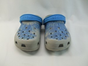 crocs gray and blue