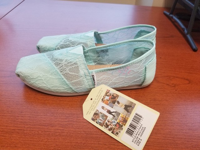 lace toms wedding shoes