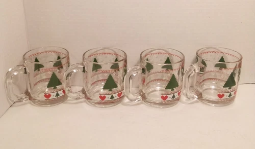 Vintage Libbey Glass Christmas Tree Mugs Hearts Snow Flakes Lot of 4 Cups READ