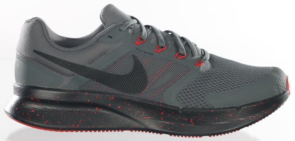 Nike Run Swift 3 Dark Grey University Red for Sale  display picture 1