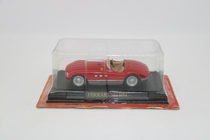 Die Cast EBOND Modellino Ferrari 330 GTS 1:43-0087. Die Cast EBOND Modellino Ferrari 330 GTS 1:43-0087.