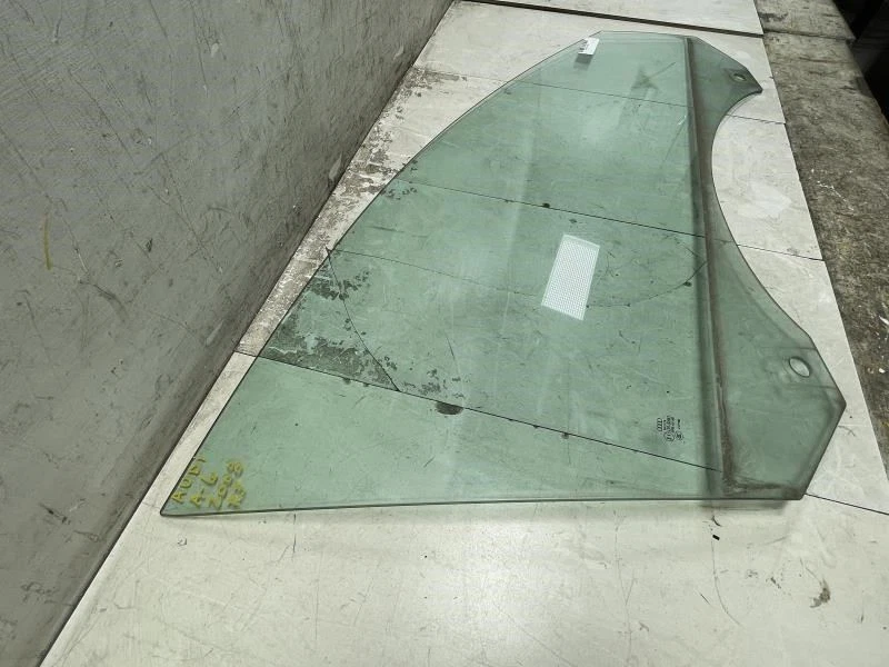 Audi A6 2008 sedán puerta del pasajero delantero derecho vidrio OEM+ Foto 2 de 4