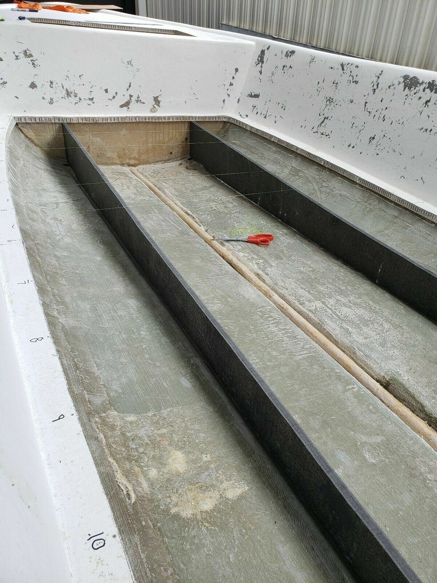 Fibra di vetro tessuto biassiale 600 g/m2 (0º/90º