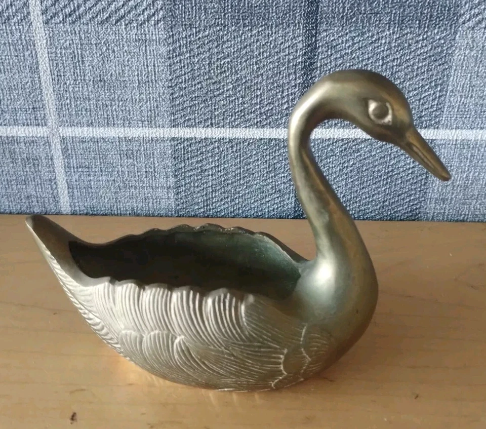 Vintage Swan Heavy Brass Large Trinket Made In England - Image 4 of 4