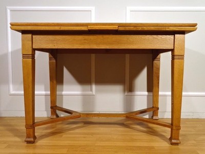 HANNIS ANTIQUE STORE / JUGENDSTIL TISCH UM 1910 / EICHE FURNIER