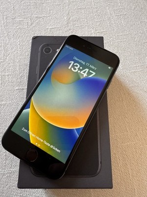iPhone 8 64GB Space Grau 73% Top Zustand 