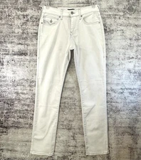 NWT True Religion Geno SN Flap Relaxed Slim - Optic White - Men's 30x32 - 700391