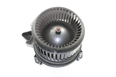 MERCEDES-BENZ A W176 Heizgebläse Gebläsemotor A2469062501 1.6 Benzin 2018 RHD - Bild 1 von 4