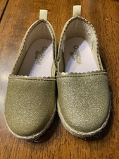 Oshkosh B'Gosh Golden Glitter Slip On Shoes. Toddler Girl, Size 6.