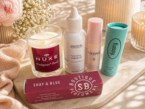 Zestaw upominkowy do skóry- Nuxe Paris Candle - Fusy Dezodorant - Caudalie Serum ParfumNowy
