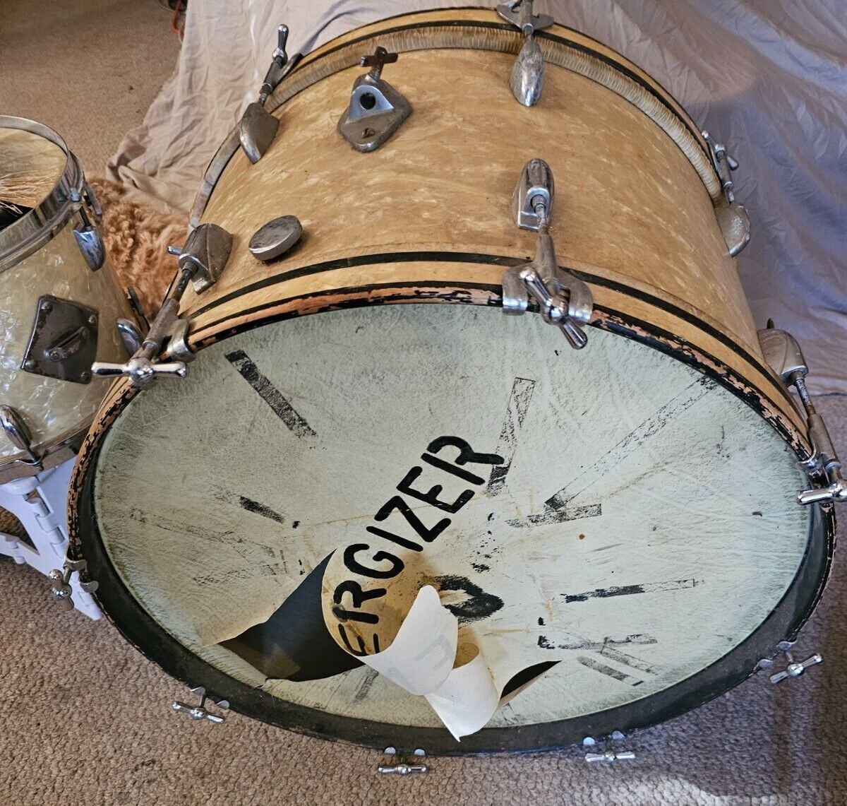 VINTAGE 1960'S GRETSCH ROUND BADGE TOM TOM DRUM & Matching Bass Kick