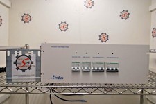 SA88988-01 /	OZONE GENERATOR POWER DISTRIBUTION UNIT 120VAC/TOTAL 4.0A / MKS