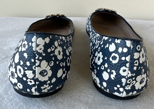 Tory Burch Claire Ballet Flat Tumbled Leather Women's Sz 9.5 Navy Ivory Floral - Picture 7 of 9