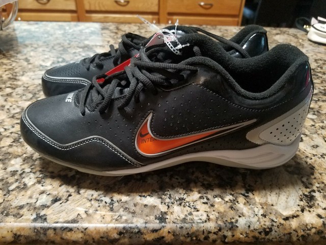 interchangeable baseball cleats