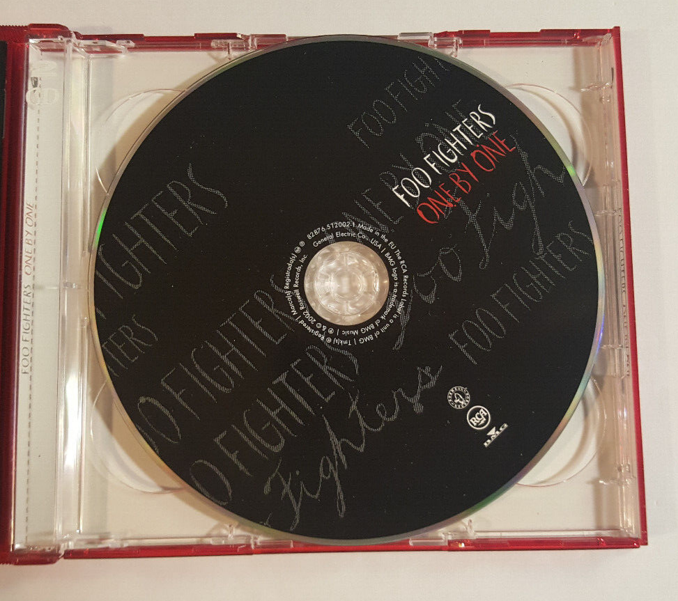 FOO FIGHTERS One By One 2xCD Special Limited Edition RARE w