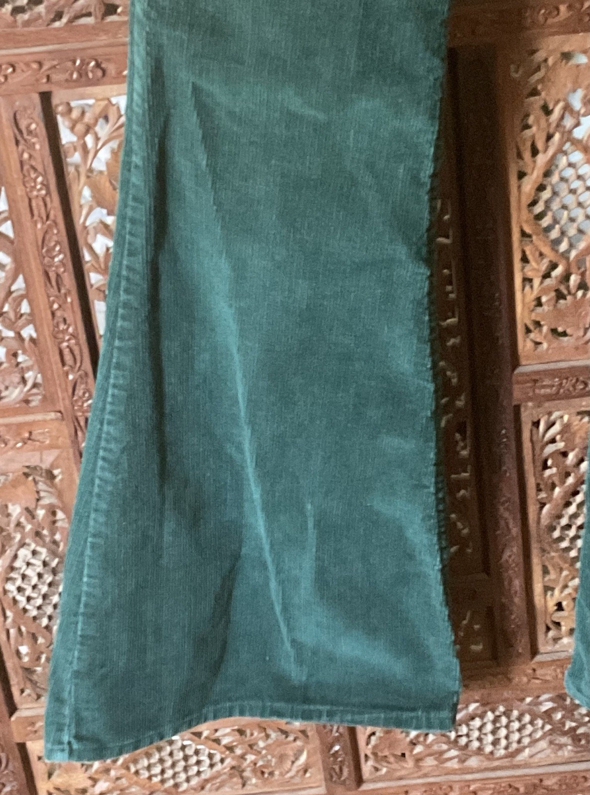 Vtg 70s Levis Corduroy Bell Bottom Pants Green Jeans Teen / Petite 26 x 29 thumbnail 4