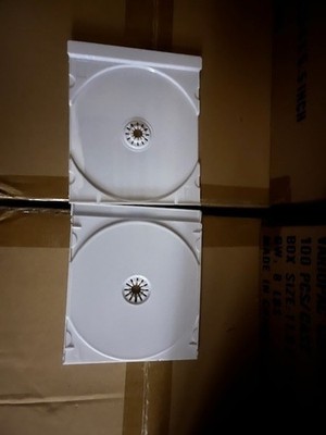 10 NEW TOP QUALITY  WHITE CD TRAYS W COMPACT DISC AUDIO  LZ01PK CDA CFREE SHIP