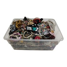 Mixed Costume Jewelry Lot 21.46lbs Crafting Beads Necklaces Bracelets