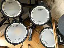Roland TD-07 V-Drums Electronic Drum Kit Bluetooth USB w/ Throne & Pedal