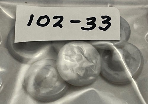 Lote 102-33 botones de vidrio flor gris checo vintage - Imagen 5 de 5