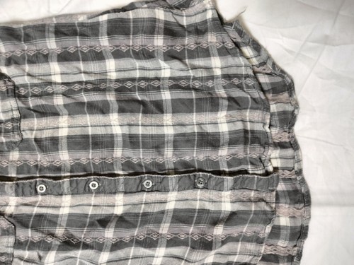 Maurices Women’s Plaid Shirt Size M - Picture 2 of 8