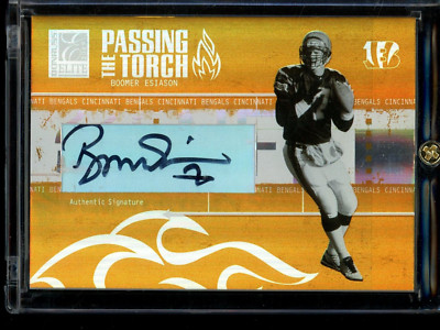 2005 Elite Boomer Esiason Passing the Torch Gold Auto /100  #PT-11