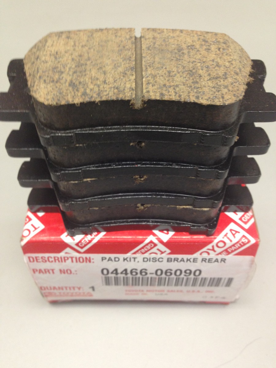 2007 - 2011 CAMRY REAR Brake Pads NEW genuine Toyota OEM 04466
