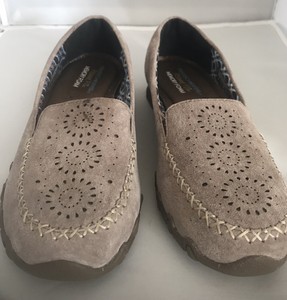 skechers slip on shoes with cut out