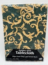 Vintage Elrene Holiday Green Print Oval Tablecloth Vinyl W/Flannel Back 52x70”
