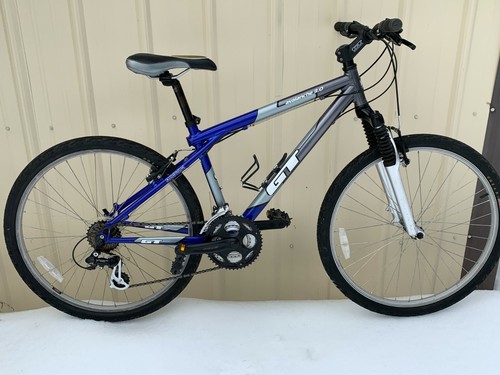 GT Avalanche 3.0 Mountain Bike Blue 