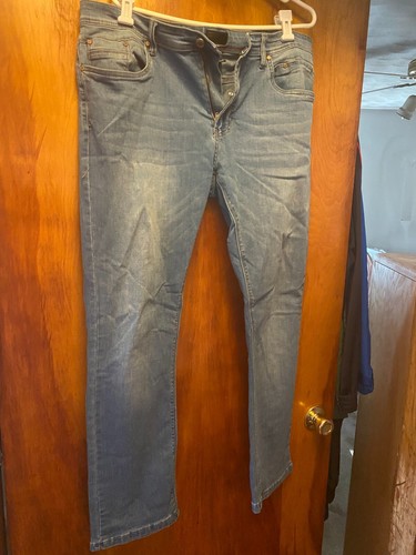 NICE MENS "STEVE" JEANS, 36/32