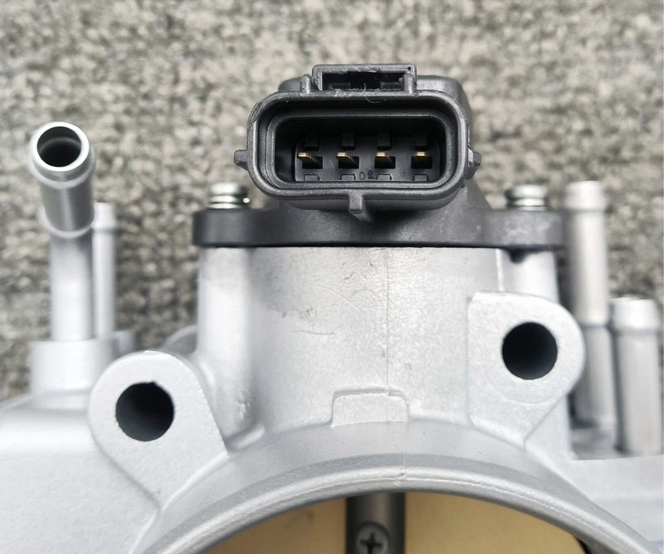 Cuerpo de acelerador genuino para Lexus GS300 GS400 GS430 LS430 SC430 V8 4,3 L 2000-2005 Foto 4 de 4