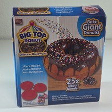 Big Top Donut Silicone Bakeware 3 Piece Mold Set 2010 New