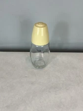 Vintage Gemco Corning Corelle Sugar Shaker Pour Container Beige Sandstone Lid
