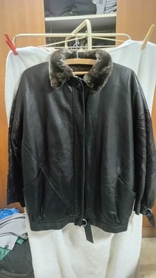 Christian Dior Lederjacke schwarz Pelzkragen gefüttert Reißverschluss M