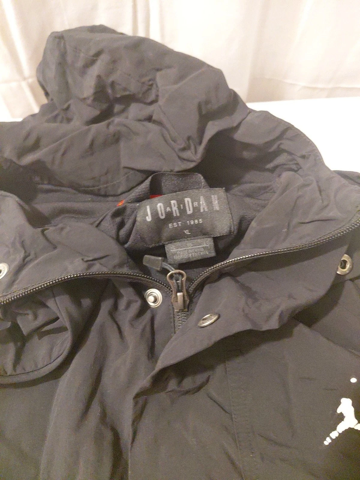 Jordan Est 1985 Black Pullover Windbreaker Jacket XL Vintage distressed letters - product detail image 3