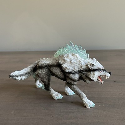 Schleich Eldrador Monster Creatures Mythical Snow Wolf Action Figure 6  42452