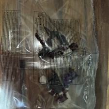Mega Halo DPJ91 Brute Chopper Raid Covenant Brute Captain Figura Sellada