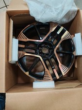 Set of 4 wheels from a 2025 Maserati Granturismo Folgore