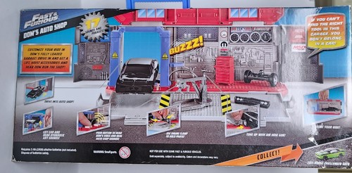 Mattel FAST & FURIOUS 8 Dom's Auto Shop Customizers Playset 17 Sounds & Phrases - Picture 2 of 6