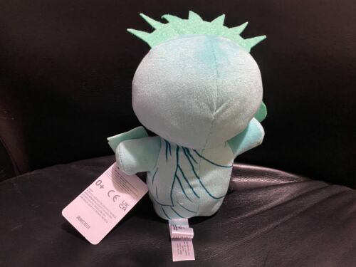 Peluche exclusivo Liberty Chica Funko FNAF Five Nights at Freddy's Walmart con etiquetas - Imagen 5 de 5