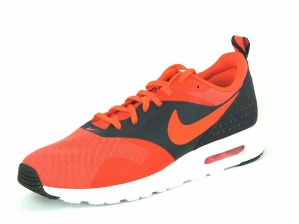 nike tavas red