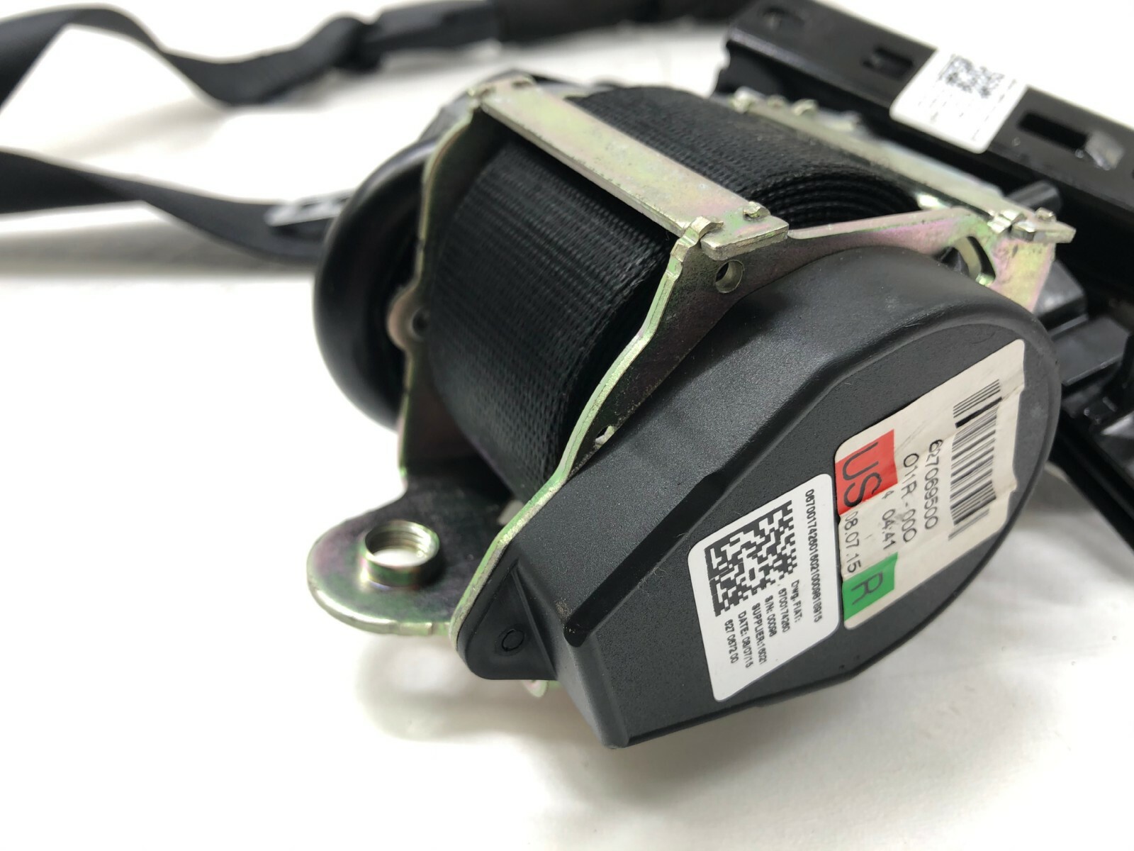 2014-2020 MASERATI GHIBLI FRONT RIGHT SEATBELT RETRACTOR OEM.