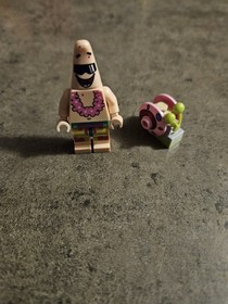 LEGO SpongeBob Mini Figure: Patrick And Gary, Set #3818 Undersea Party