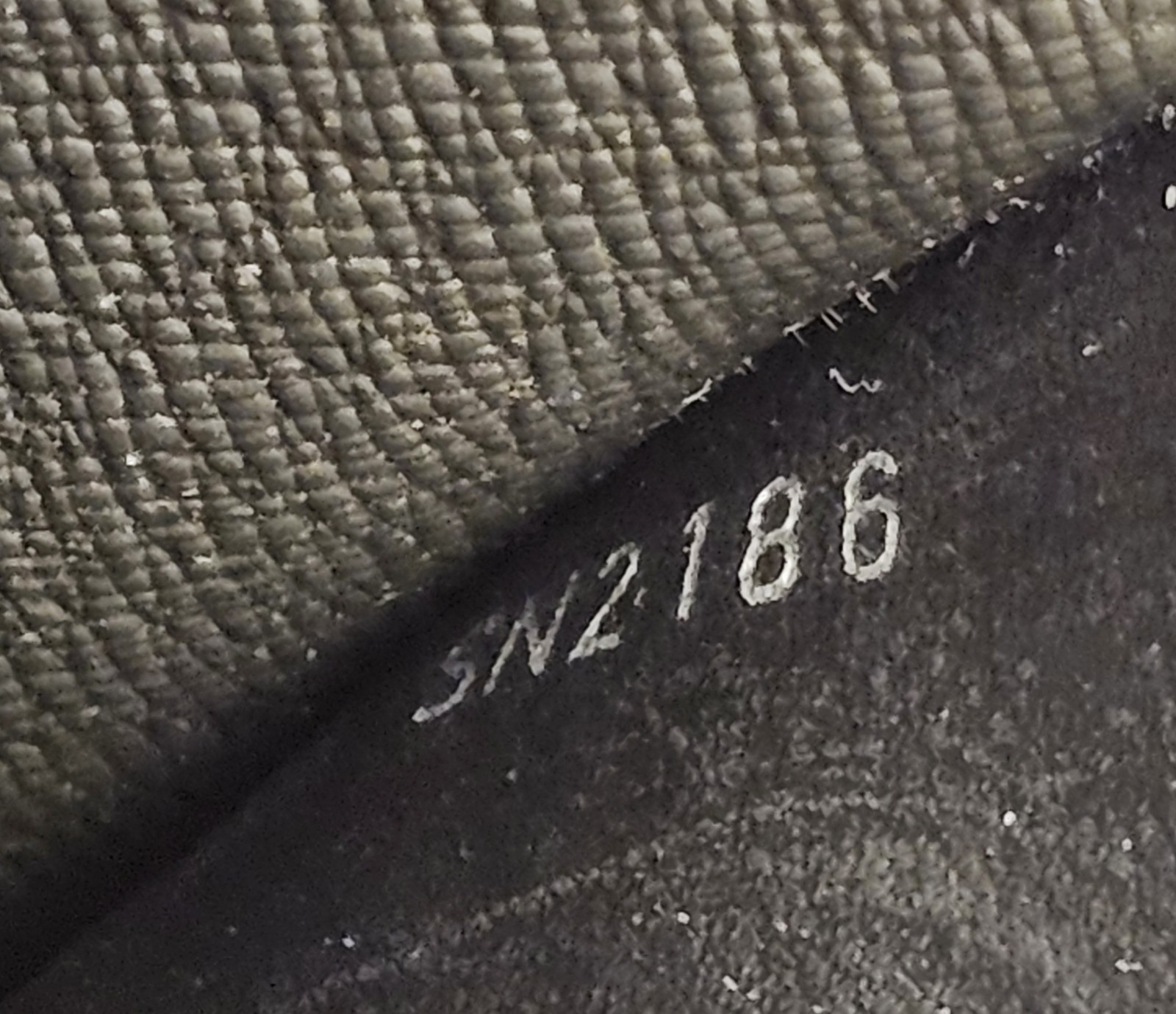 Louis Vuitton Eclipse Ipad Mini Flapcase - image 11