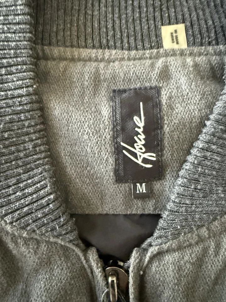 Howe Jacket Full Zip Gray Coat Men’s Size Medium Good Condition - Image 4 of 4