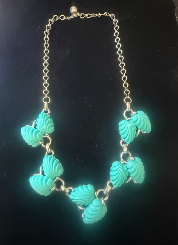Vintage Molded Teal Blue/Green Leaf Necklace! Silver Tone 16"